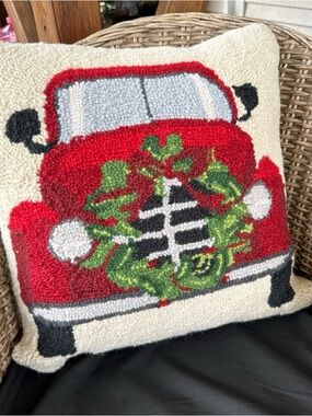 18”x18" 100% Wool Hand Hooked " Christmas Wreath On Old Truck Grill"Throw Pillow